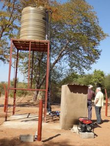 2016 Reisebericht Namibia - Wasserbehälter