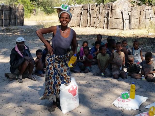 Sonderhilfe Dürrekatastrophe Namibia - Dürre Hilfe Frau 2